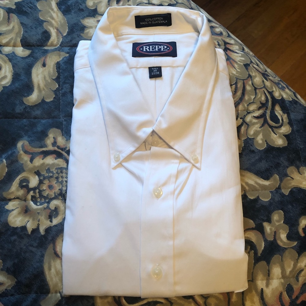 NWT REPP Men’s Button Down Dress Shirt
